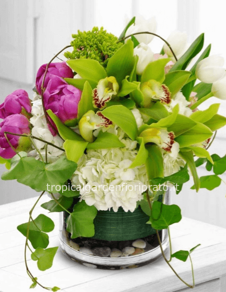 Vaso vetro piccolo con fiori misti e orchidee (diametro 18 cm)