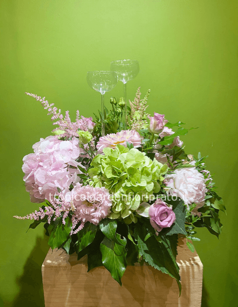 Centrotavola di fiori misti.