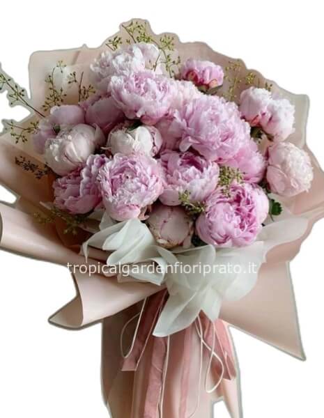 Mazzo  o bouquet di peonie