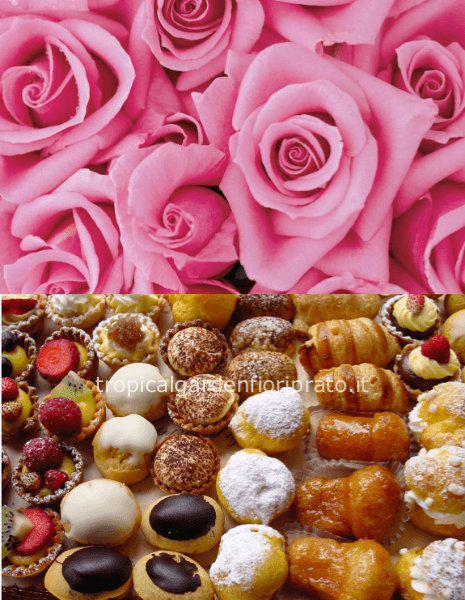 Rose a gambo lungo e pasticcini