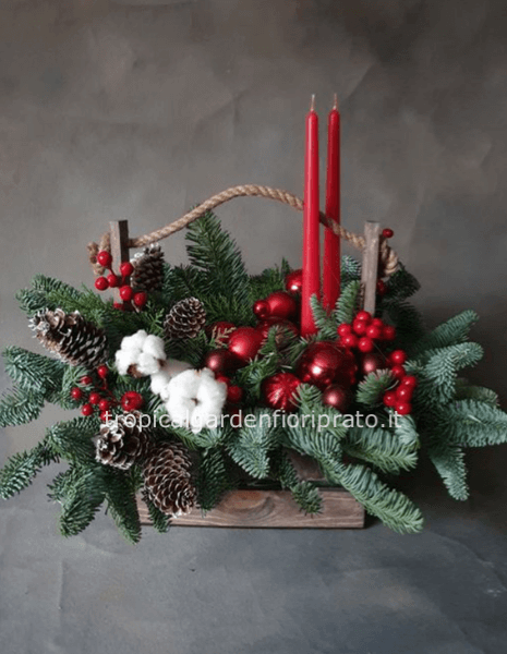 Cassetta natale essenziale con cotone e candele