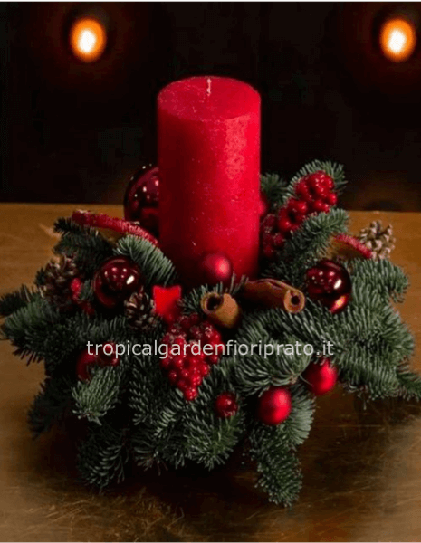 Centrotavola tondo con elementi di buone feste e candela centrale 22 cm