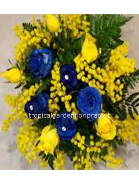 Bouquet con rose blu, gialle e mimosa