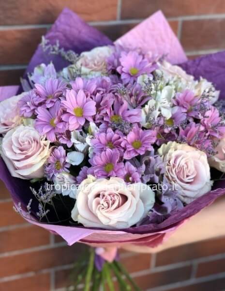 Bouquet essenziale rosa, bianco e lilla
