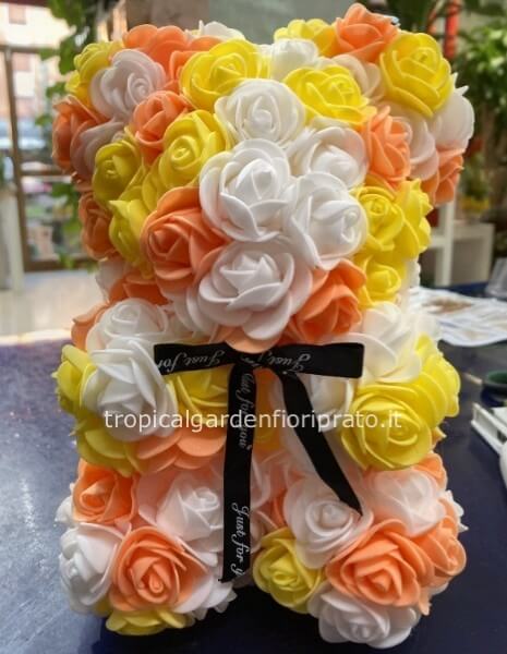 Orsacchiotto di rose foam colorate